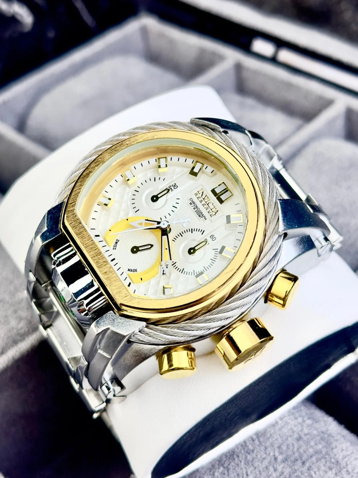 Reloj Invicta Bolt Zeus